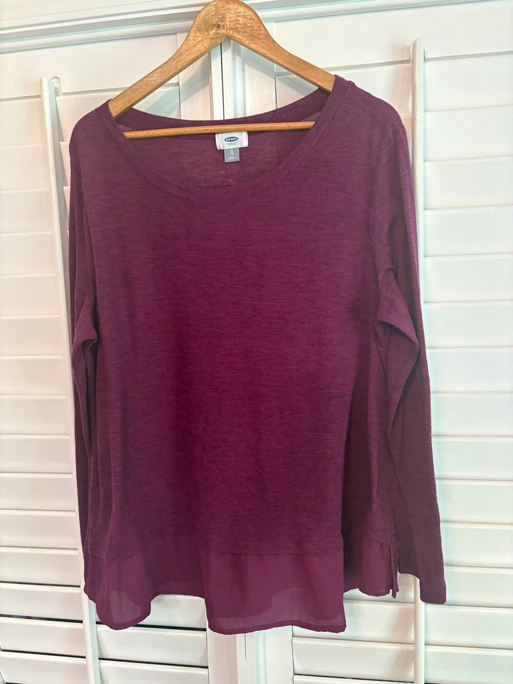 Old Navy‎ Burgundy Top Size XL